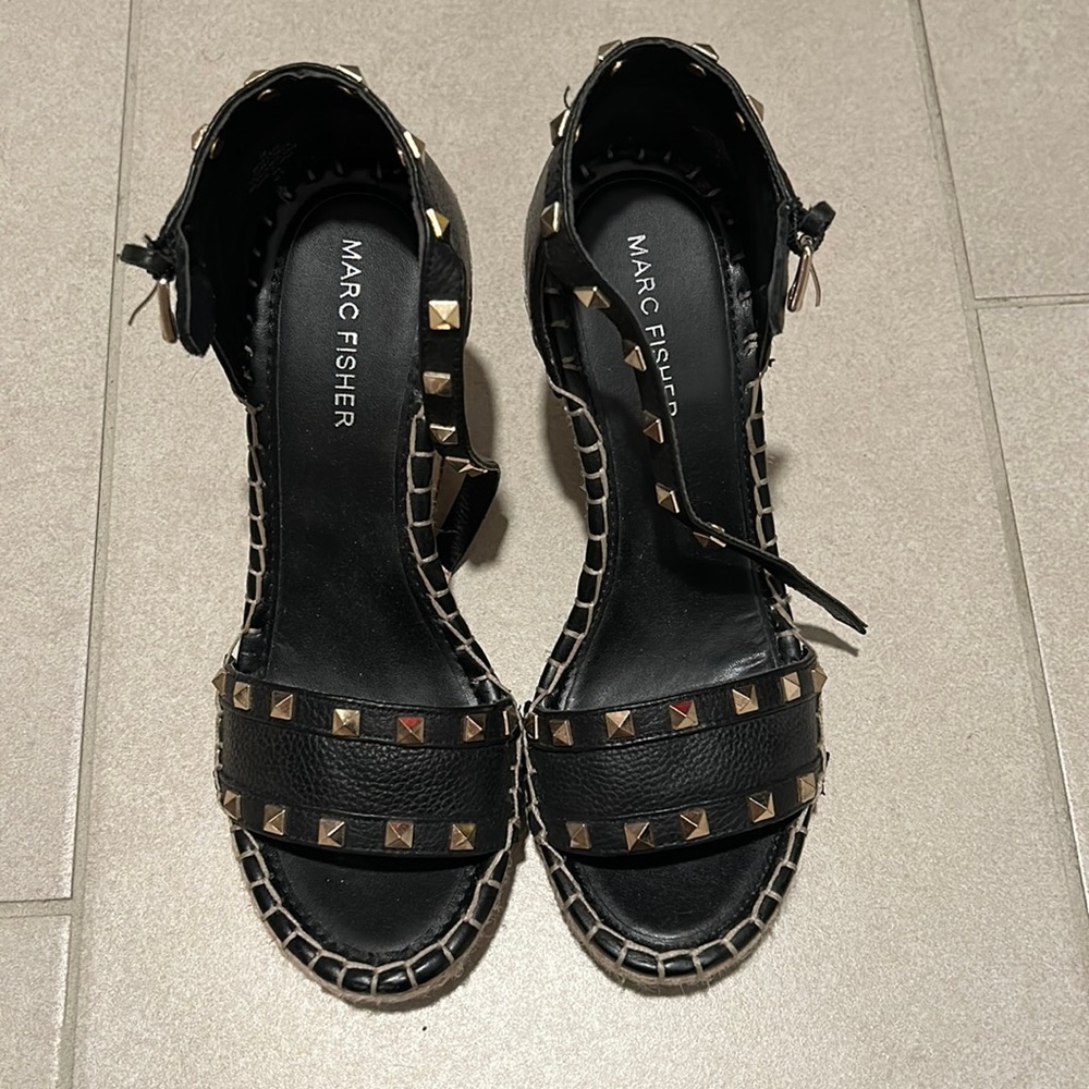 Marc fisher wedges